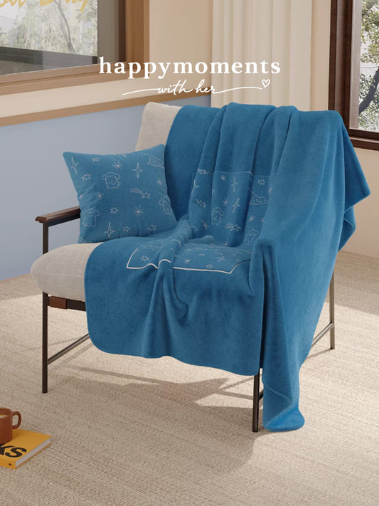 Midnight Cat Cozy Cushion Blanket